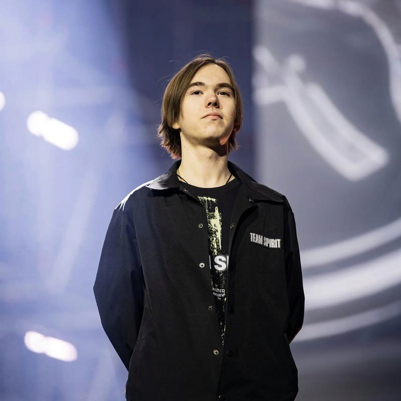 电竞比分AG发布人员变动公告：Hanche选手正式加入，这个春天一起加油