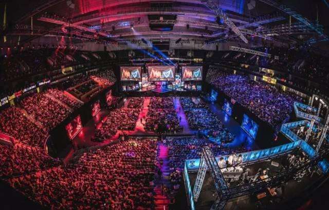 Cat赛后更博：我们是冠军！！打好的好兄弟们