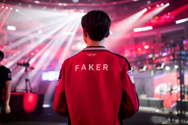 JDG 3-0 BLG：JDG无情碾压七擒BLG 晋级决赛和世界赛